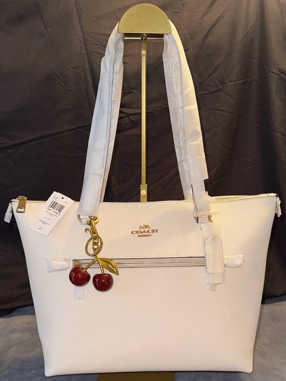 Coach F79608 Crossgrain Leather Gallory Tote IM/Chalk Color & Red Cherry Charm - Picture 1 of 10